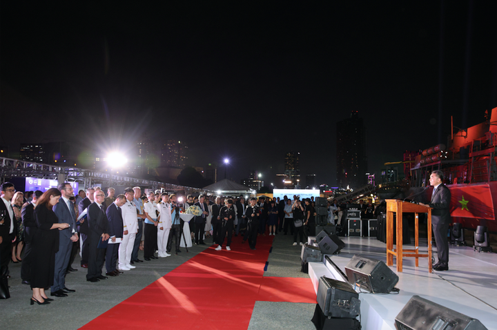 Bật mí món Việt xuất hiện trong sự kiện đón tàu Hải quân Hoàng gia Anh - 2