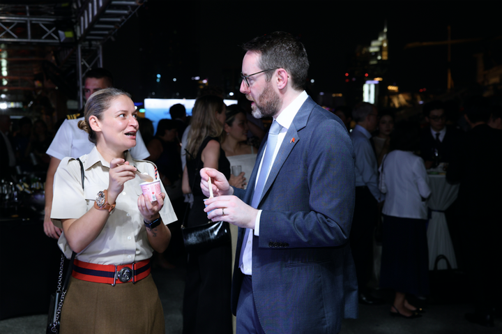 Bật mí món Việt xuất hiện trong sự kiện đón tàu Hải quân Hoàng gia Anh - 4