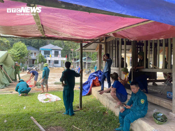 Do ảnh hưởng của cơn bão số 10, hiện 6 thôn ở xã Yên Nhân gồm: Na Nghịu, Khong, Lửa, Mị, Chiềng và Mỏ đều nằm trong vùng có nguy cơ cao xảy ra sạt lở, lũ quét.