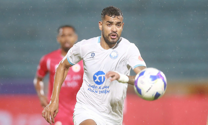 Brenner chưa nhận được nhiều sự hỗ trợ từ đồng đội.