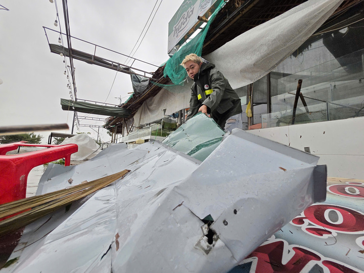 Tiểu thương Hà Tĩnh lo trắng tay khi bão tiếp nối bão