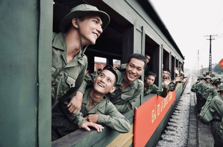 "Mưa đỏ" trở thành tác phẩm điện ảnh Việt có doanh thu cao nhất mọi thời đại.