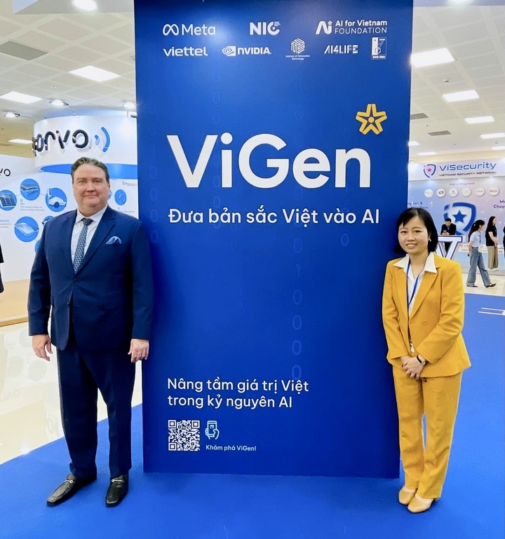 ໂຄງການ ViGen ມີຕົ້ນກຳເນີດມາຈາກການຮ່ວມມືສາມຝ່າຍລະຫວ່າງ Meta Group, ສູນປະດິດສ້າງແຫ່ງຊາດ (NIC) ແລະ ອົງການ “Al for Vietnam”. (ພາບ: ສະຖານທູດອາເມລິກາ)