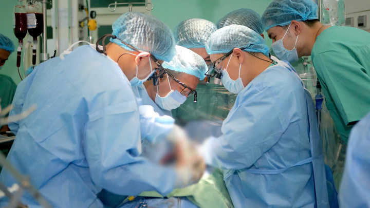 Tạng người chết não ở Phú Thọ ‘hồi sinh’ bệnh nhân suy tim giai đoạn cuối