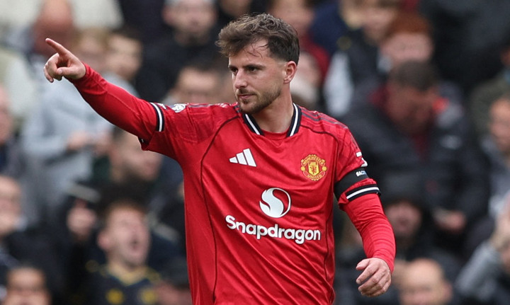 Mount đưa Man Utd vượt lên. (Ảnh: Reuters)