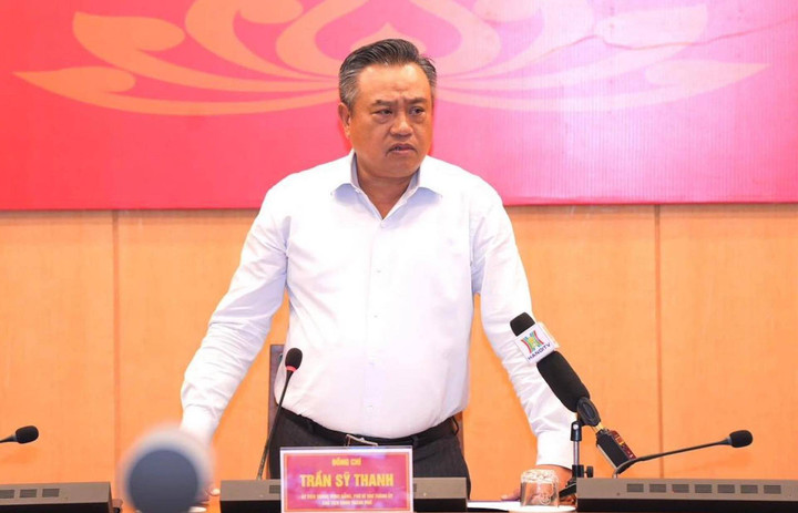 Chủ tịch UBND thành phố Hà Nội Trần Sỹ Thanh kết luận chỉ đạo ứng phó mưa bão số 11.