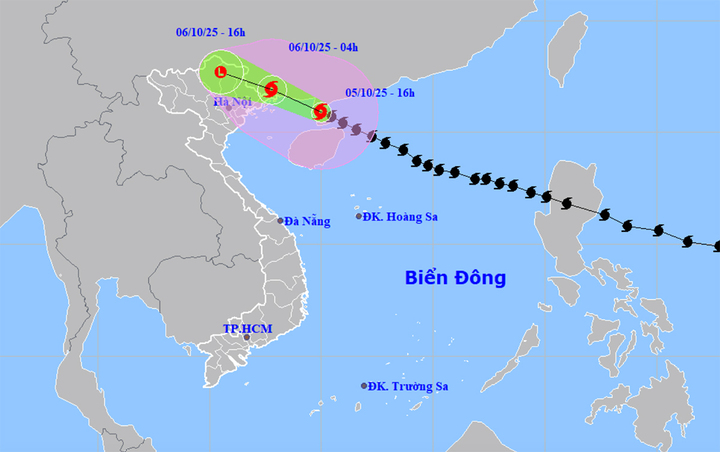 Bản đồ dự báo đường đi, khu vực ảnh hưởng của bão số 11 Matmo. (Nguồn: NCHMF)