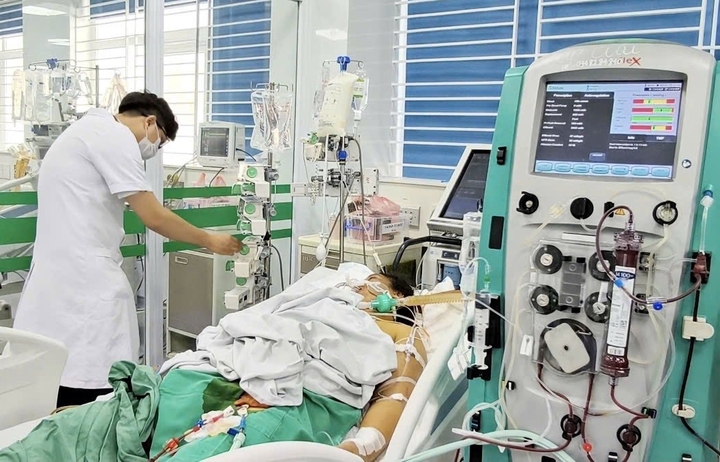 Nữ công nhân nguy kịch do nhiễm xoắn khuẩn hiếm trong nước ngập