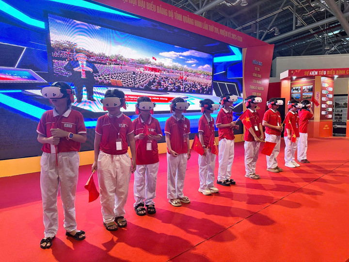 Lời cảm ơn sau chương trình ‘Trở về thời khắc thiêng liêng’ - 1