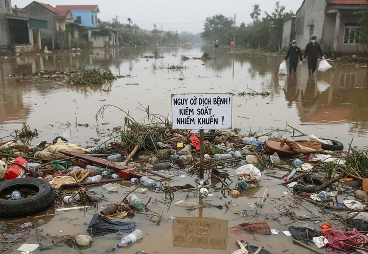 Bốn nhóm bệnh thường gặp sau bão lũ