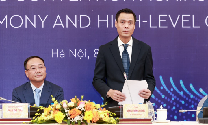 Thứ trưởng Bộ Ngoại giao Đặng Hoàng Giang phát biểu.