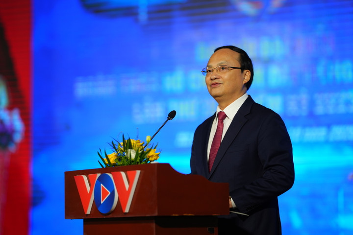 Ủy viên BCH Trung ương Đảng, Bí thư Đảng ủy, Tổng Giám đốc Đài Tiếng nói Việt Nam Đỗ Tiến Sỹ phát biểu chỉ đạo.