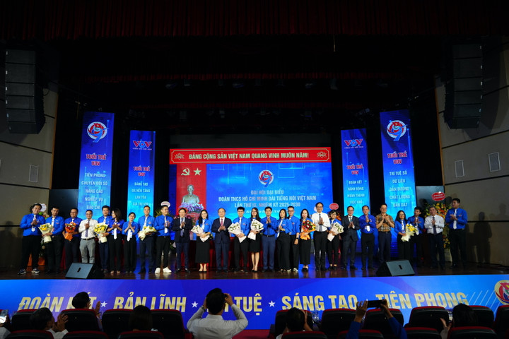 Đại hội đã bầu Ban Chấp hành Đoàn Đài Tiếng nói Việt Nam khóa IX gồm 20 đại biểu.