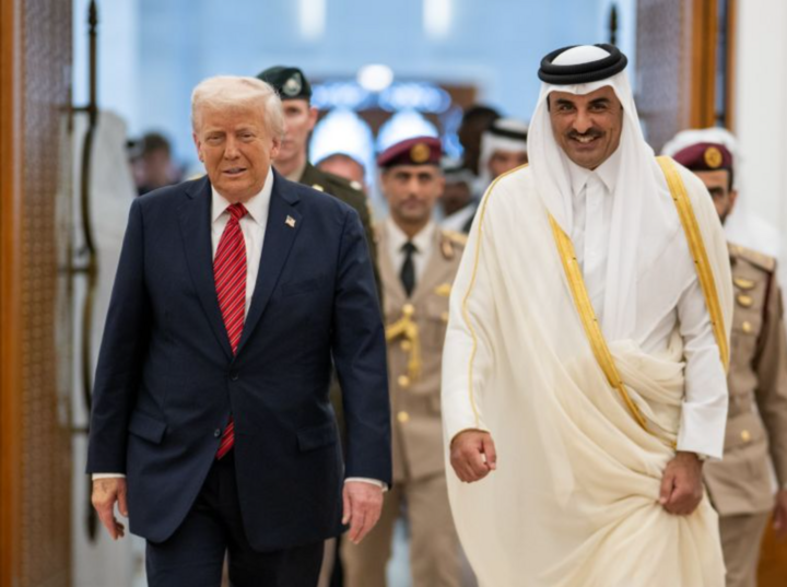 Ông Trump gây bất ngờ với cam kết đảm bảo an ninh cho Qatar. (Ảnh: Mediaeyesnews)