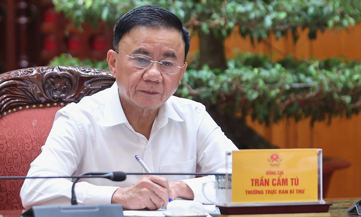 Thường trực Ban Bí thư Trần Cẩm Tú.