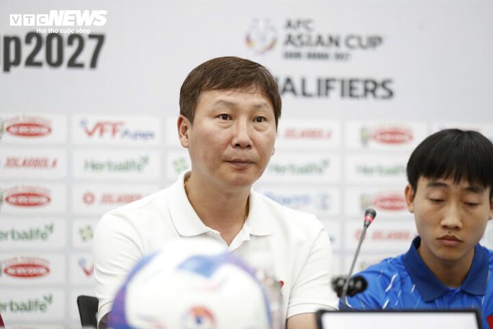 HLV Kim Sang-sik: Đội tuyển Việt Nam ghi 3 bàn là thành công- Ảnh 1.