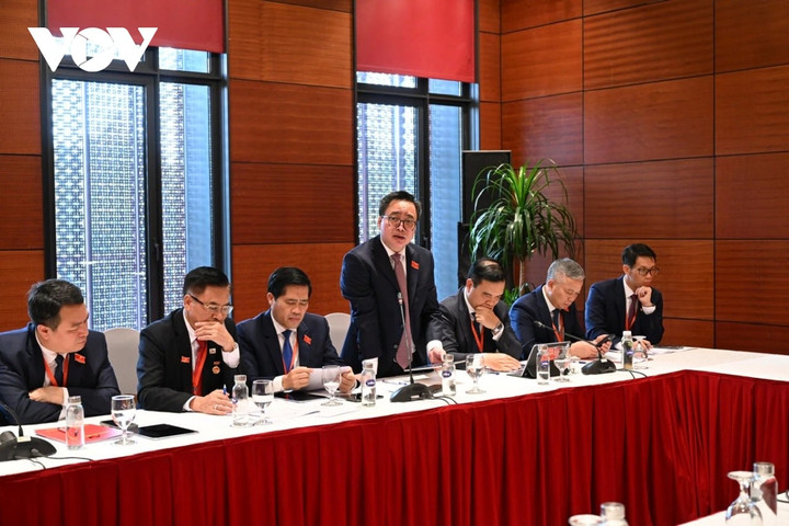 Đại hội Đảng bộ Chính phủ thảo luận tại tổ về các dự thảo văn kiện - 4