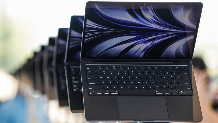 MacBook Pro với chip M5 có thể ra mắt cuối năm 2025. (Nguồn: Gadgets360)