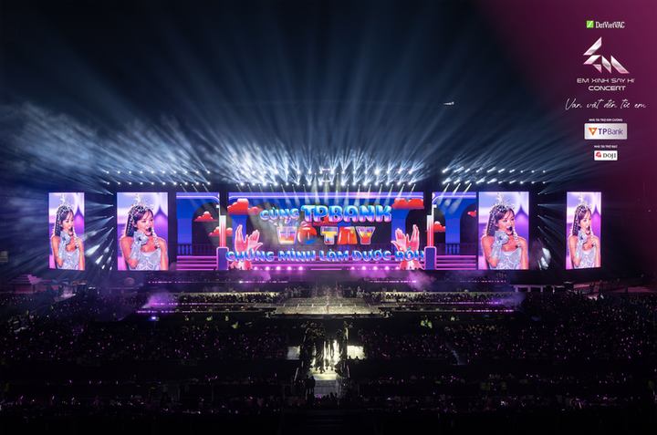 … TPBank còn đưa tiết mục “Vỗ tay” đến concert đêm 2.