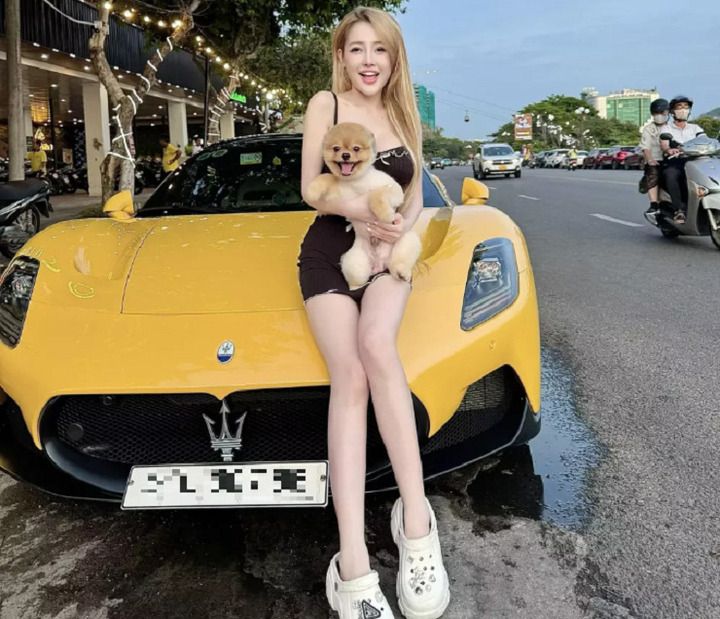 Trước khi bị bắt, nữ DJ thường xuyên chia sẻ cuộc sống xa hoa.