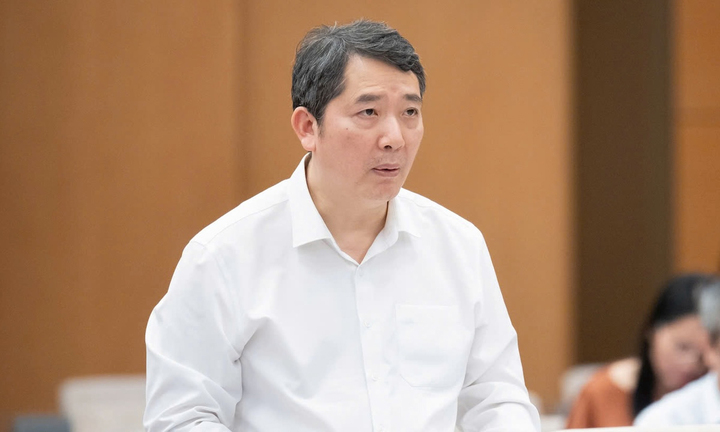Thứ trưởng Bộ Tài chính Cao Anh Tuấn.