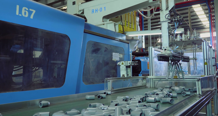 Doanh nghiệp nhựa Việt Nam đầu tư công nghệ để mở rộng thị trường.