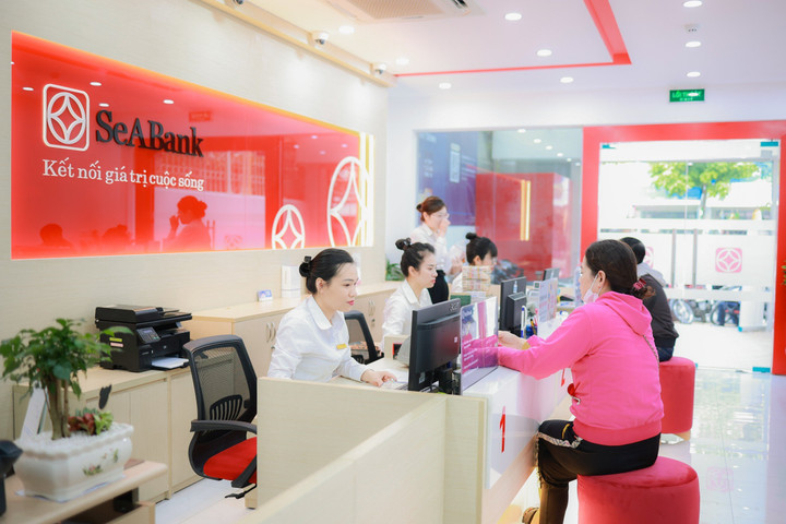 SeABank giữ vững danh hiệu Thương hiệu Mạnh Việt Nam 17 năm liên tiếp - 2