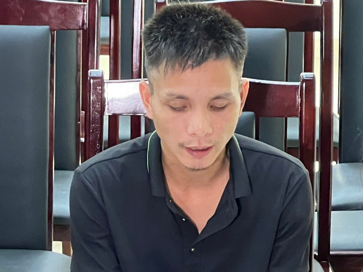 Bơm nước máy vào bình ‘phù phép’ thành nước Lavie giả bán khắp Hà Nội