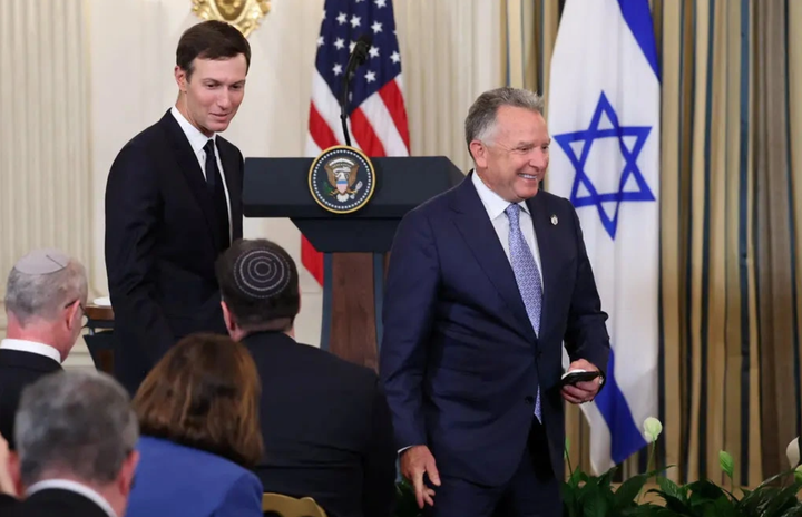 Ông Kushner (trái) và ông Steve Witkoff (Ảnh: Reuters).