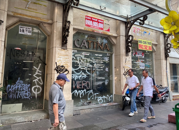 Mặt bằng giá thuê tiền tỷ/tháng bỏ trống ở TP.HCM