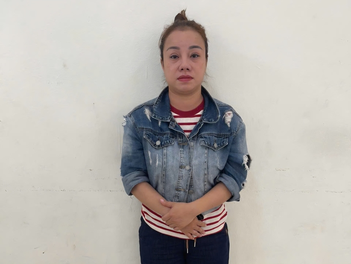 Hạnh bị bắt sau gần 1,5 năm lẩn trốn. (Ảnh: CA)