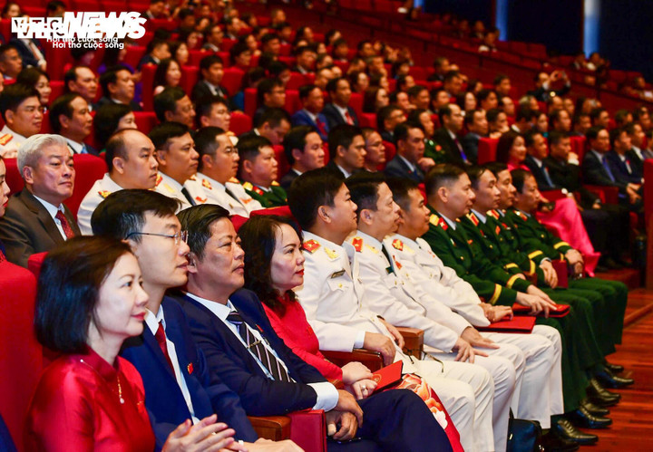 Các đại biểu dự Đại hội đại biểu Đảng bộ TP Hà Nội lần thứ XVIII.