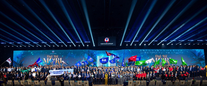 Vạn Xuân Group chính thức ra quân gần 3.000 CVTV cho dự án Happy One Mori với 22 đơn vị tư vấn triển khai kinh doanh từ cả 3 miền.