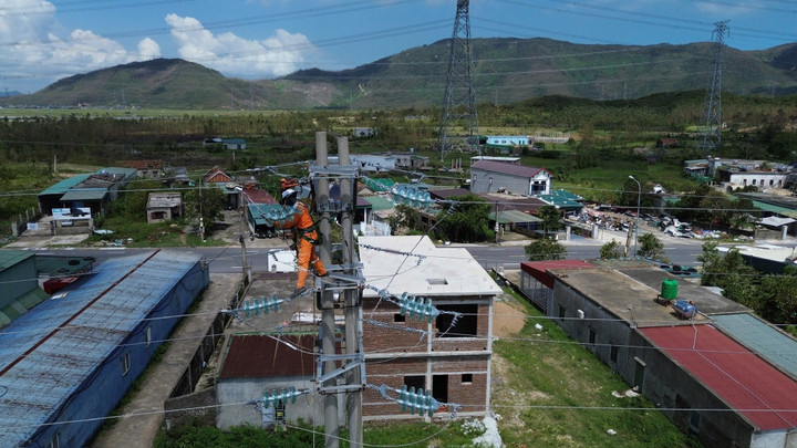 Tổng công ty Điện lực miền Bắc: 56 năm một chặng đường đầy tự hào - 1