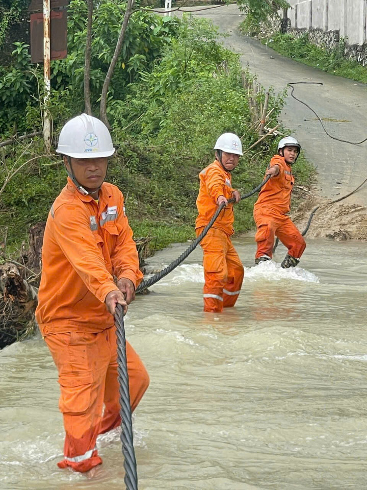 Tổng công ty Điện lực miền Bắc: 56 năm một chặng đường đầy tự hào - 10