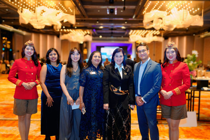 Vietjet tiên phong trao quyền, lan tỏa cảm hứng phụ nữ trong bầu trời hàng không - 2