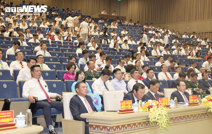 Đại hội Thi đua yêu nước TP Hải Phòng với sự tham gia của 1.200 đại biểu.