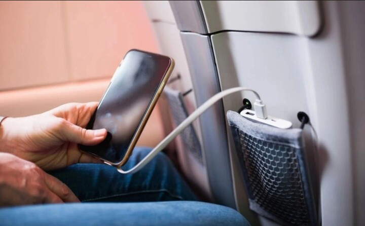 Quy định khắt khe với sạc dự phòng pin lithium khi đi máy bay