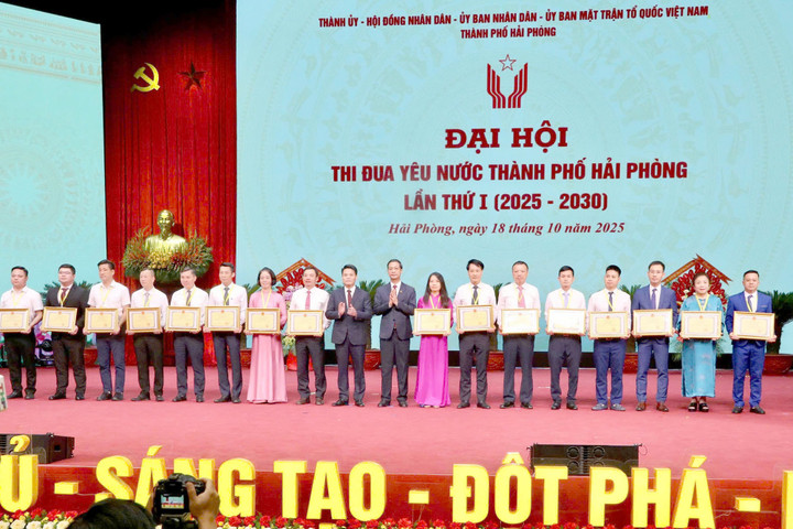 Thi đua yêu nước phải làm thật, hiệu quả thật, mang lại lợi ích cho Nhân dân - 7