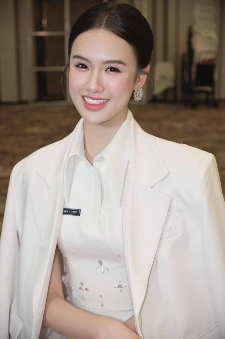 Sau khi đăng quang Á hậu, Trịnh Mỹ Anh cũng góp sức trong các chiến dịch dọn dẹp, chung tay khôi phục vẻ đẹp thiên nhiên và chia sẻ thông điệp này với cộng đồng. Cô cho rằng những bước đi nhỏ, khi được thực hiện cùng nhau, có thể tạo ra một làn sóng thay đổi mạnh mẽ.