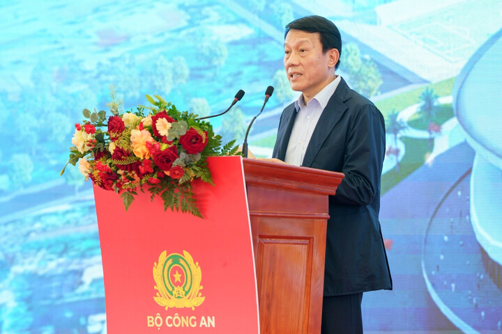 Bộ trưởng Công an Lương Tam Quang phát biểu tại lễ khởi công.