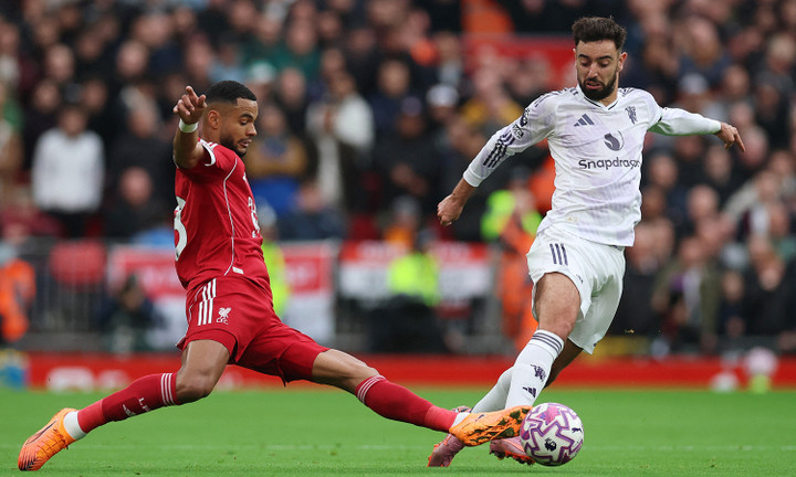 Man Utd sẽ có nhiều khoảng trống khi phản công. (Ảnh: Reuters)