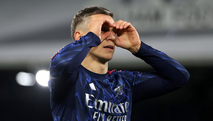 Leandro Trossard mang về chiến thắng cho Arsenal.