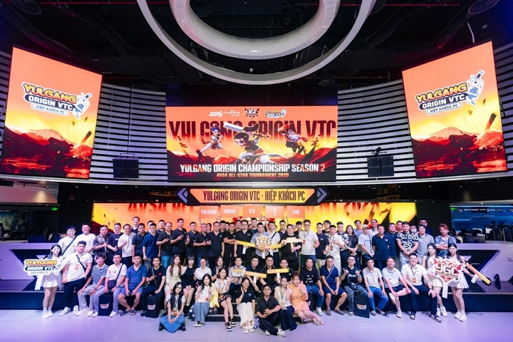 Des centaines de joueurs se sont réunis au Big Offline Yulgang Origin VTC Hanoi.