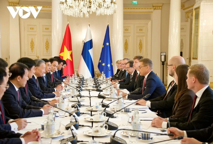 Tổng Bí thư Tô Lâm và Tổng thống Alexander Stubb dẫn đầu đoàn đại biểu cấp cao hai nước tiến hành hội đàm.