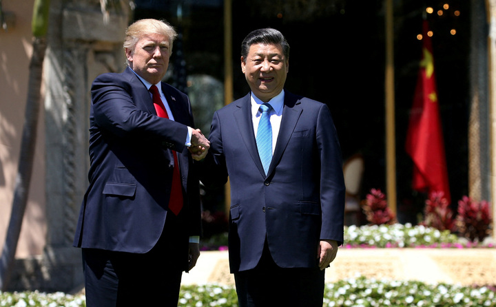 Tổng thống Mỹ Donald Trump và Chủ tịch Trung Quốc Tập Cận Bình sau cuộc họp song phương ở Palm Beach, bang Florida, Mỹ, ngày 7/4/2017. (Ảnh: Reuters)
