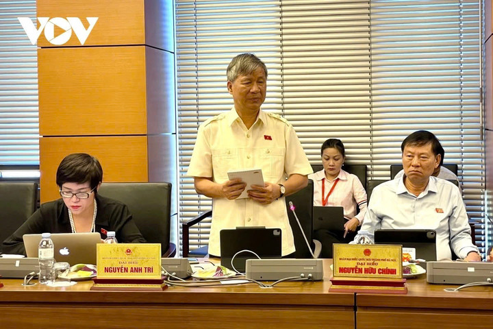 Giáo sư Nguyễn Anh Trí, đoàn Hà Nội.