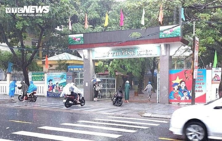 Học sinh toàn TP Đà Nẵng nghỉ học từ chiều 22/10.