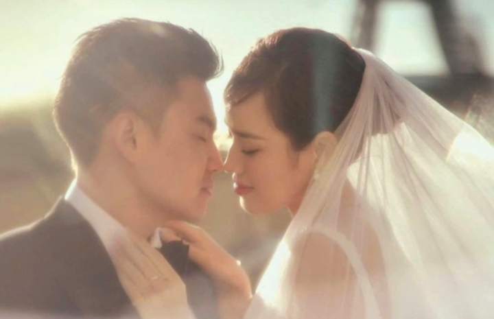 Đám cưới của người đẹp và chồng doanh nhân sẽ diễn ra vào tối cùng ngày.