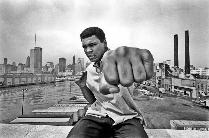 Muhammad Ali từ chối tham gia lực lượng xâm lược Việt Nam.